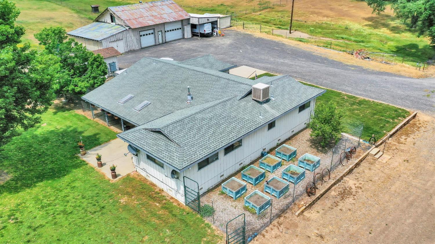 22025 Ferretti Road Groveland, CA 95321 - Photo 23 of 92