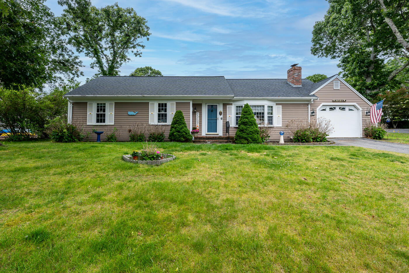 9 Jibstay Road Yarmouth Port, MA 02675 - Photo 2 of 29 front3