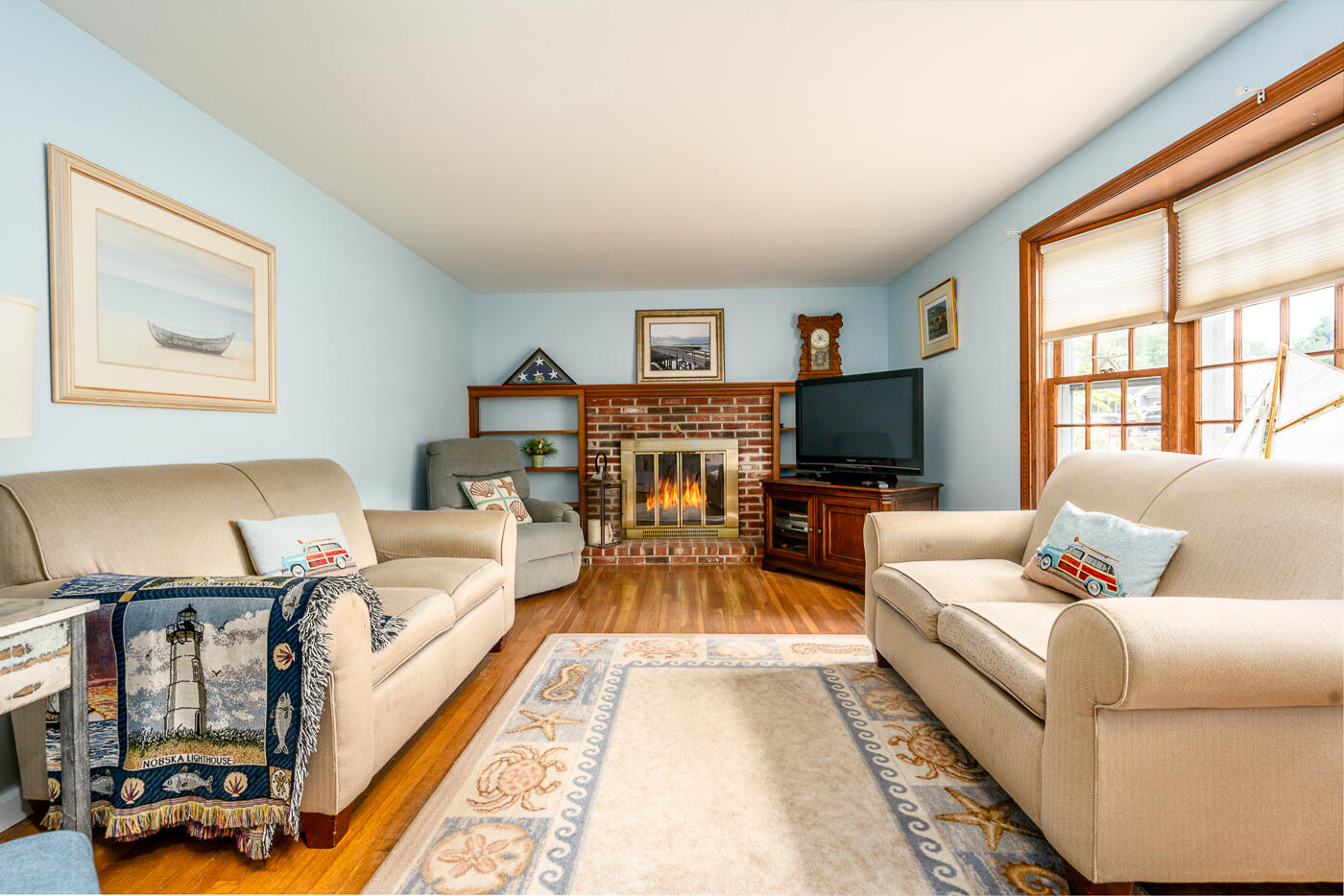 9 Jibstay Road Yarmouth Port, MA 02675 - Photo 5 of 29 livroom1