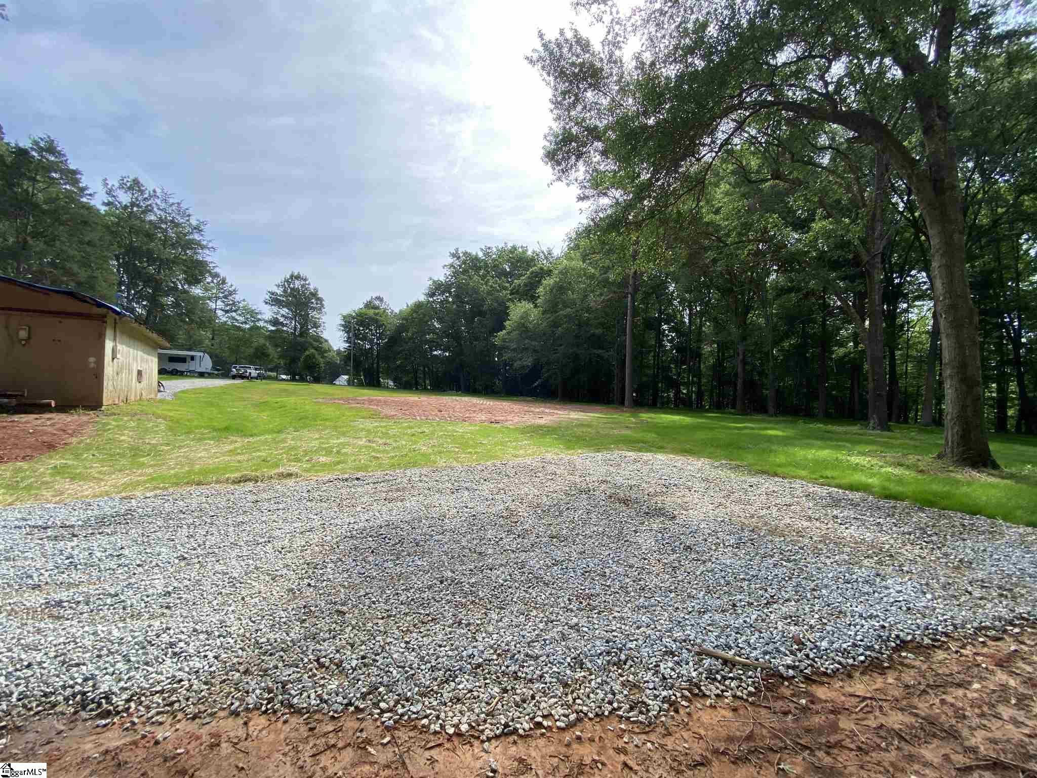628 Shiloh Estates Road Gray Court, SC 29645 - Photo 8 of 23