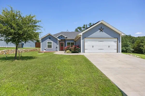 $332,000 | 2206 Navasota Street, Granbury, TX 76048