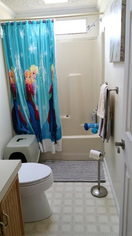 321 East Madison Road Madison, ME 04950 - Photo 15 of 35 2nd bathroom