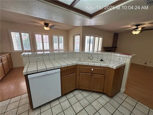 $2,387 | 398 Decareo Court, Henderson, NV 89014