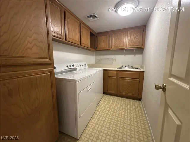 $2,387 | 398 Decareo Court, Henderson, NV 89014