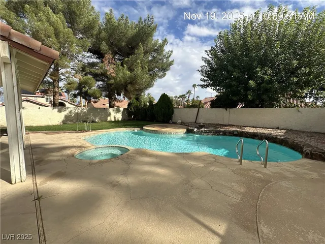 $2,387 | 398 Decareo Court, Henderson, NV 89014