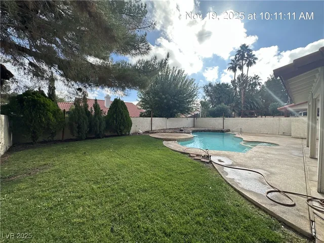 $2,387 | 398 Decareo Court, Henderson, NV 89014