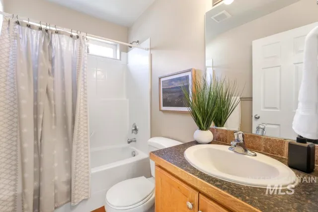 $320,000 | 1659 Vista Drive, Twin Falls, ID 83301