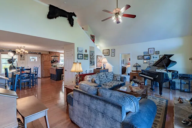 $750,000 | 43 Little Beasley, Blairsville, GA 30512