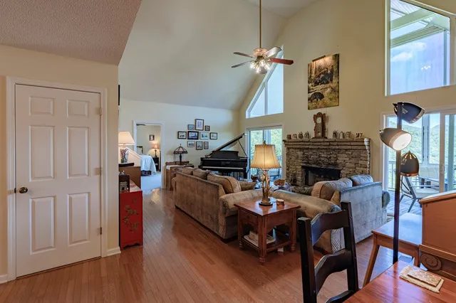 $750,000 | 43 Little Beasley, Blairsville, GA 30512