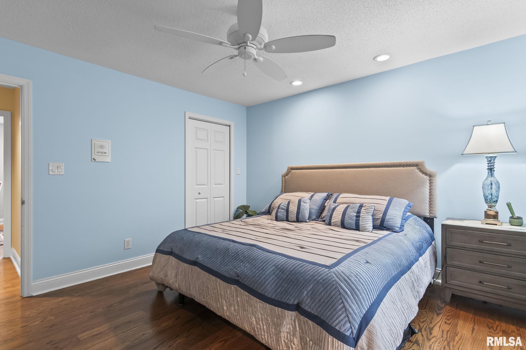 890 Roanoke Drive Springfield, IL 62702 - Photo 19 of 48 Gallery Image 19
