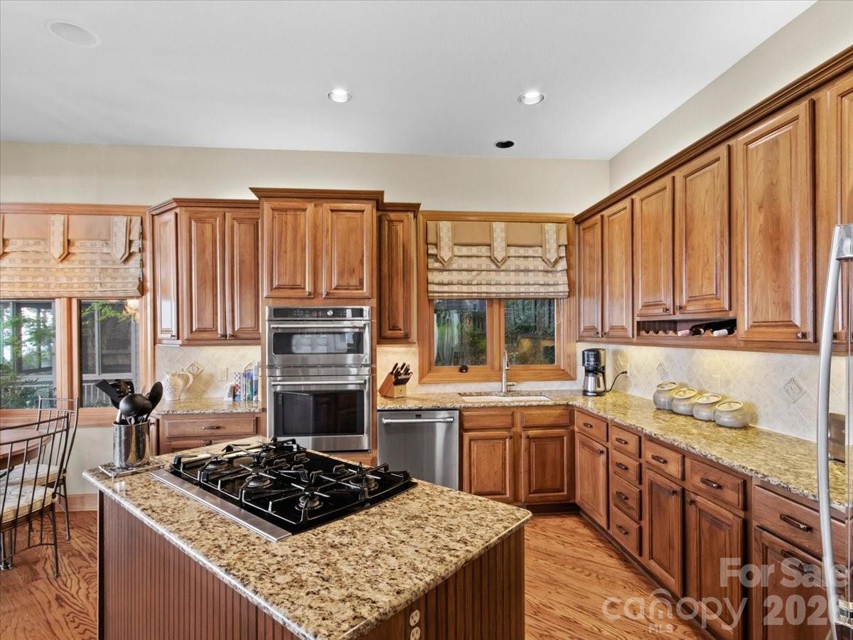 268 Sunset Point Road, Unit A4 Burnsville, NC 28714 - Photo 7 of 23 Gallery Image 7