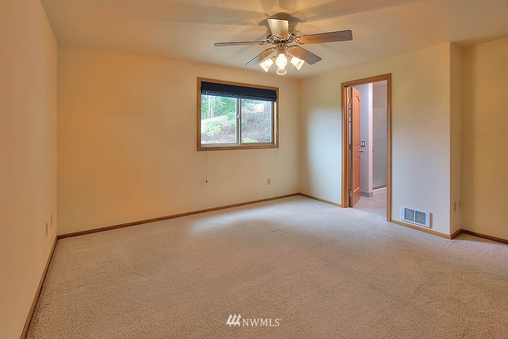 1123 235th Place Southwest Bothell, WA 98021 - Photo 14 of 25