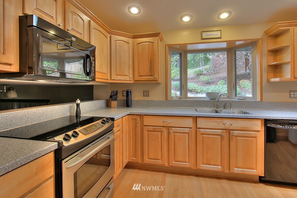1123 235th Place Southwest Bothell, WA 98021 - Photo 5 of 25