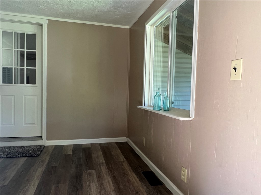 424 Parrott Road Veteran, NY 14824 - Photo 6 of 35