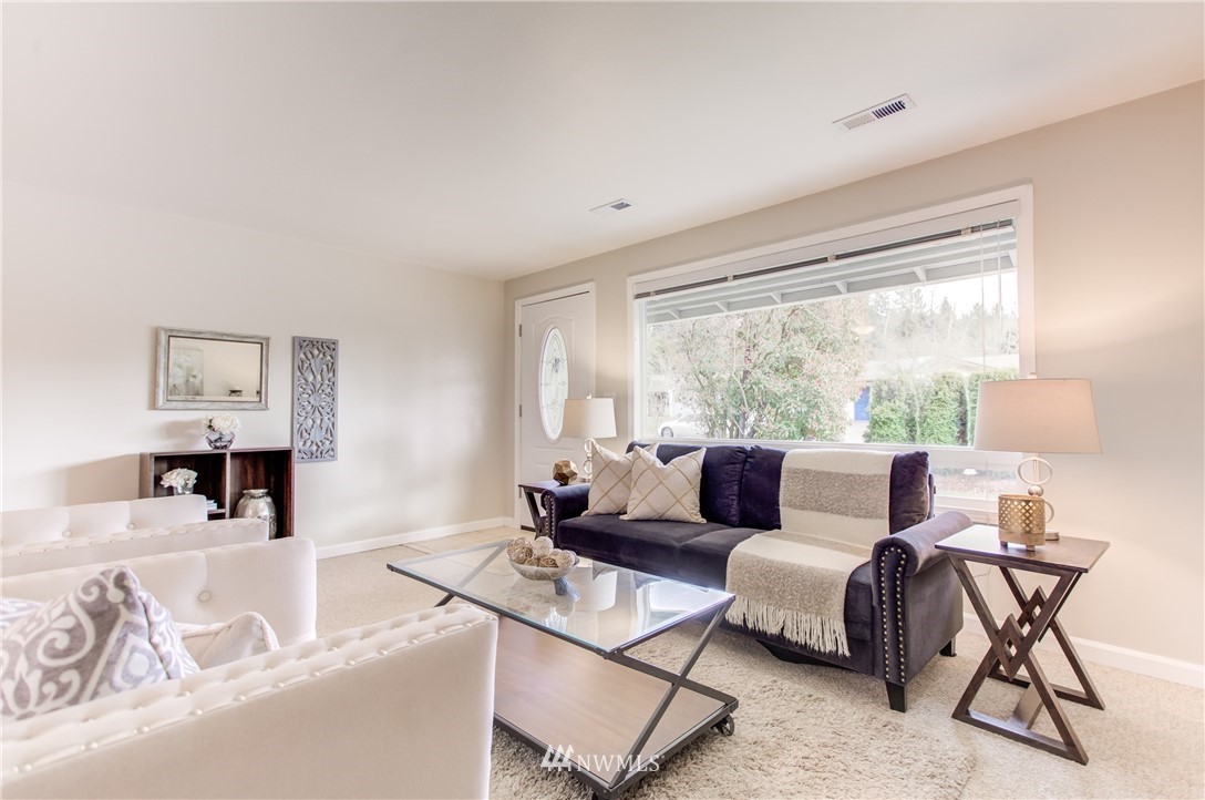 3003 193rd Place Southeast Bothell, WA 98012 - Photo 5 of 23