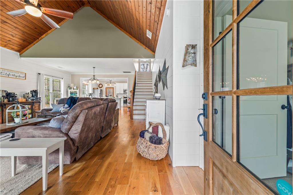 5240 Highway 17 Clarkesville, GA 30523 - Photo 22 of 82