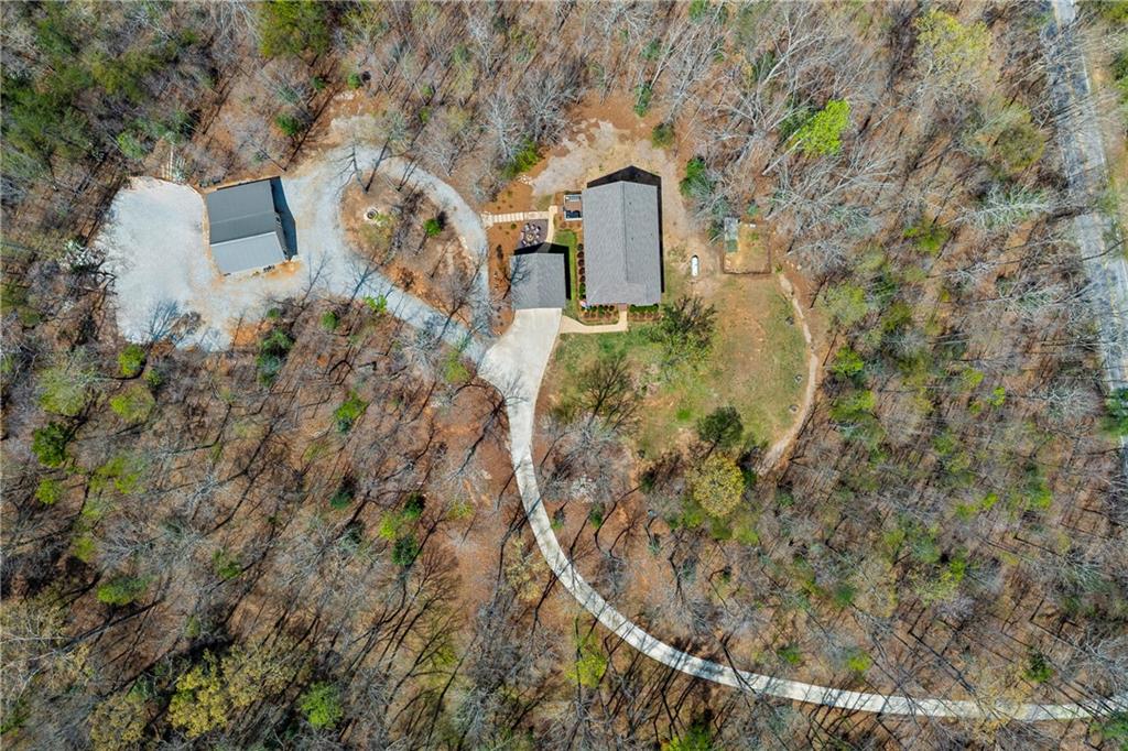 5240 Highway 17 Clarkesville, GA 30523 - Photo 82 of 82 a aerial view of a house with a yard