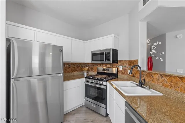 $350,000 | 10550 West Alexander Road, Unit 1157, Las Vegas, NV 89129