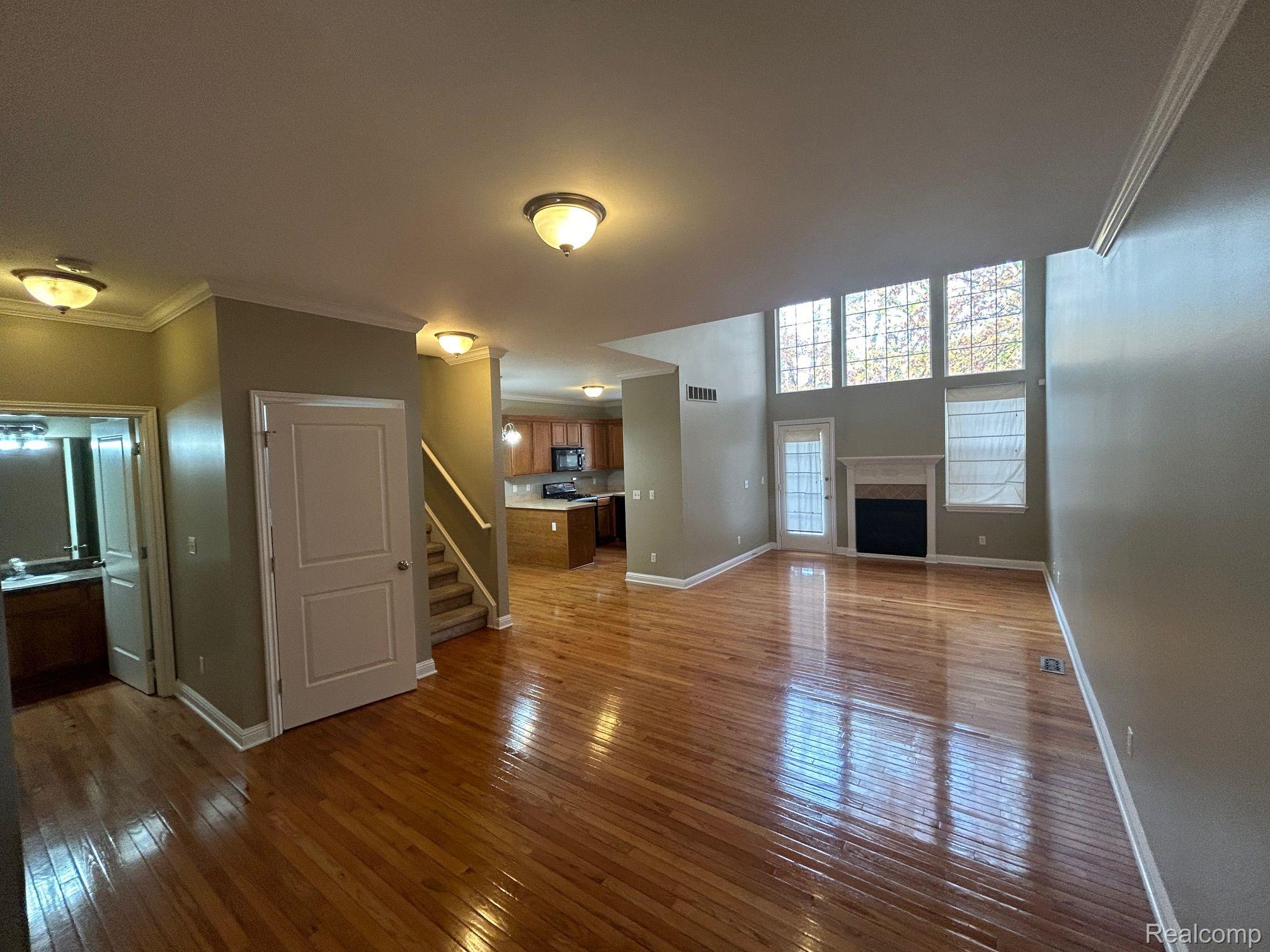 41484 Glade Road Canton, MI 48187 - Photo 5 of 35