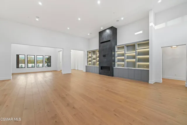 $4,695,000 | 532 Corte Corrida, Camarillo, CA 93010