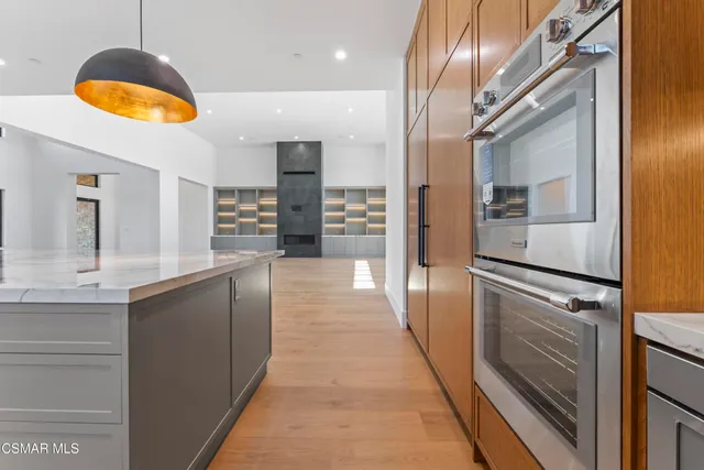 $4,695,000 | 532 Corte Corrida, Camarillo, CA 93010