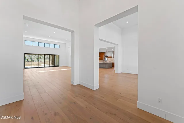 $4,695,000 | 532 Corte Corrida, Camarillo, CA 93010