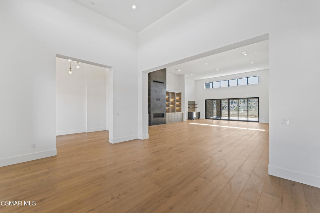 532 Corte Corrida Camarillo, CA 93010 - Photo 20 of 76 a view of an empty room with glass door