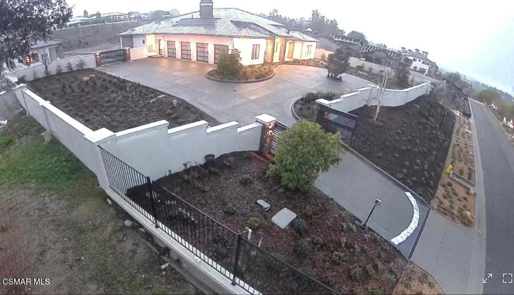 532 Corte Corrida Camarillo, CA 93010 - Photo 6 of 76 a view of a yard