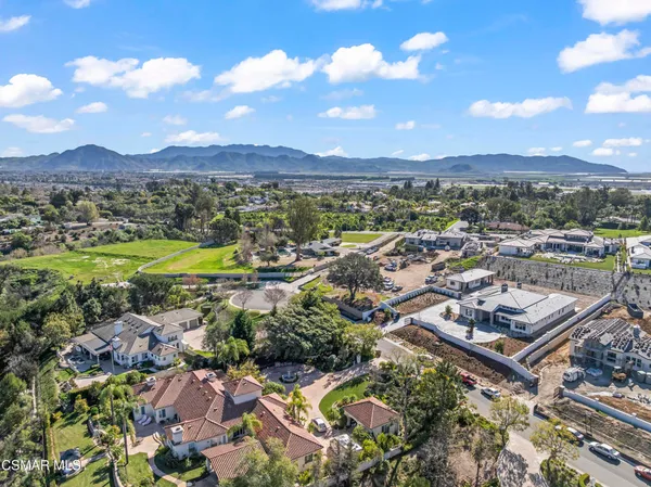 $4,500,000 | 532 Corte Corrida, Camarillo, CA 93010