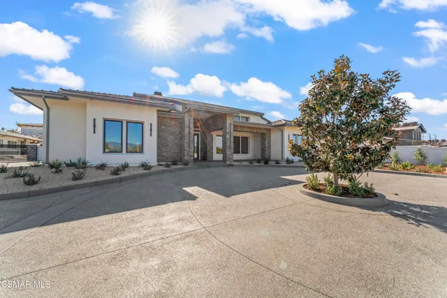 $4,695,000 | 532 Corte Corrida, Camarillo, CA 93010