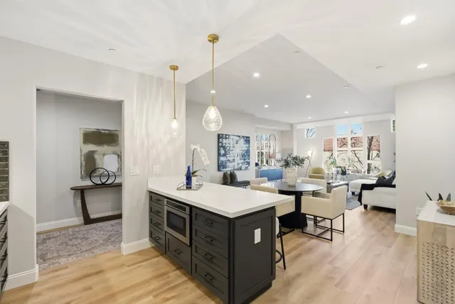 $1,812,000 | 200 Sheridan Avenue, Unit 306, Palo Alto, CA 94306