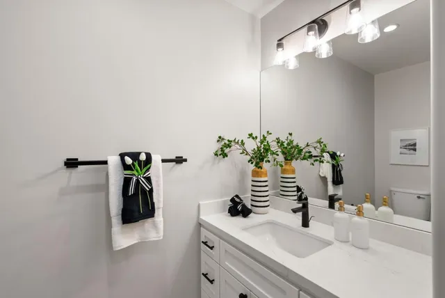 $1,812,000 | 200 Sheridan Avenue, Unit 306, Palo Alto, CA 94306