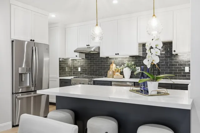 $1,812,000 | 200 Sheridan Avenue, Unit 306, Palo Alto, CA 94306