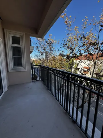 $1,812,000 | 200 Sheridan Avenue, Unit 306, Palo Alto, CA 94306