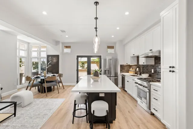 $1,812,000 | 200 Sheridan Avenue, Unit 306, Palo Alto, CA 94306