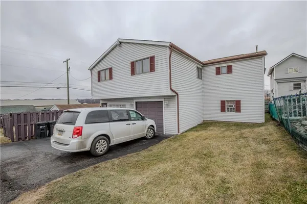 $190,000 | 690 Baird Avenue, Washington, PA 15301