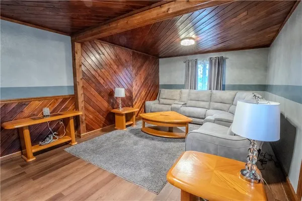 $190,000 | 690 Baird Avenue, Washington, PA 15301