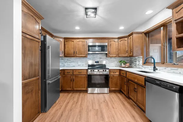 $415,000 | 1236 Meadowview Drive, Menasha, WI 54952