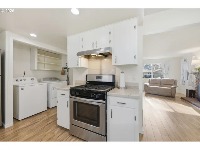 $397,000 | 47 Van Fossen Court, Eugene, OR 97404