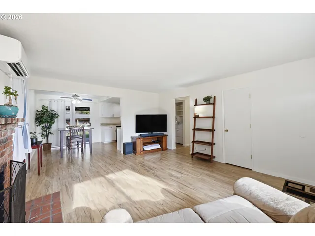 $397,000 | 47 Van Fossen Court, Eugene, OR 97404