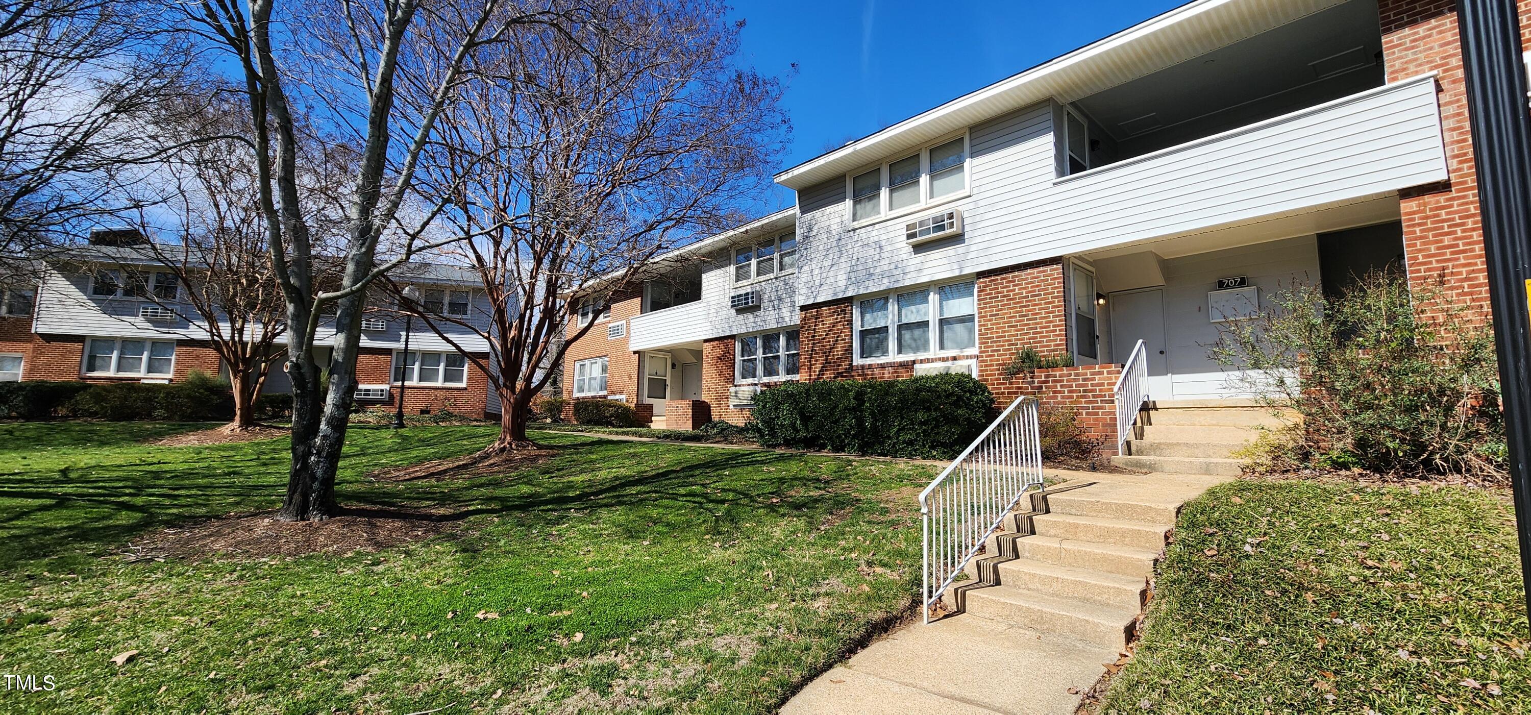 705 Daniels Street, Unit B Raleigh, NC 27605 - Photo 12 of 12 Front Steps