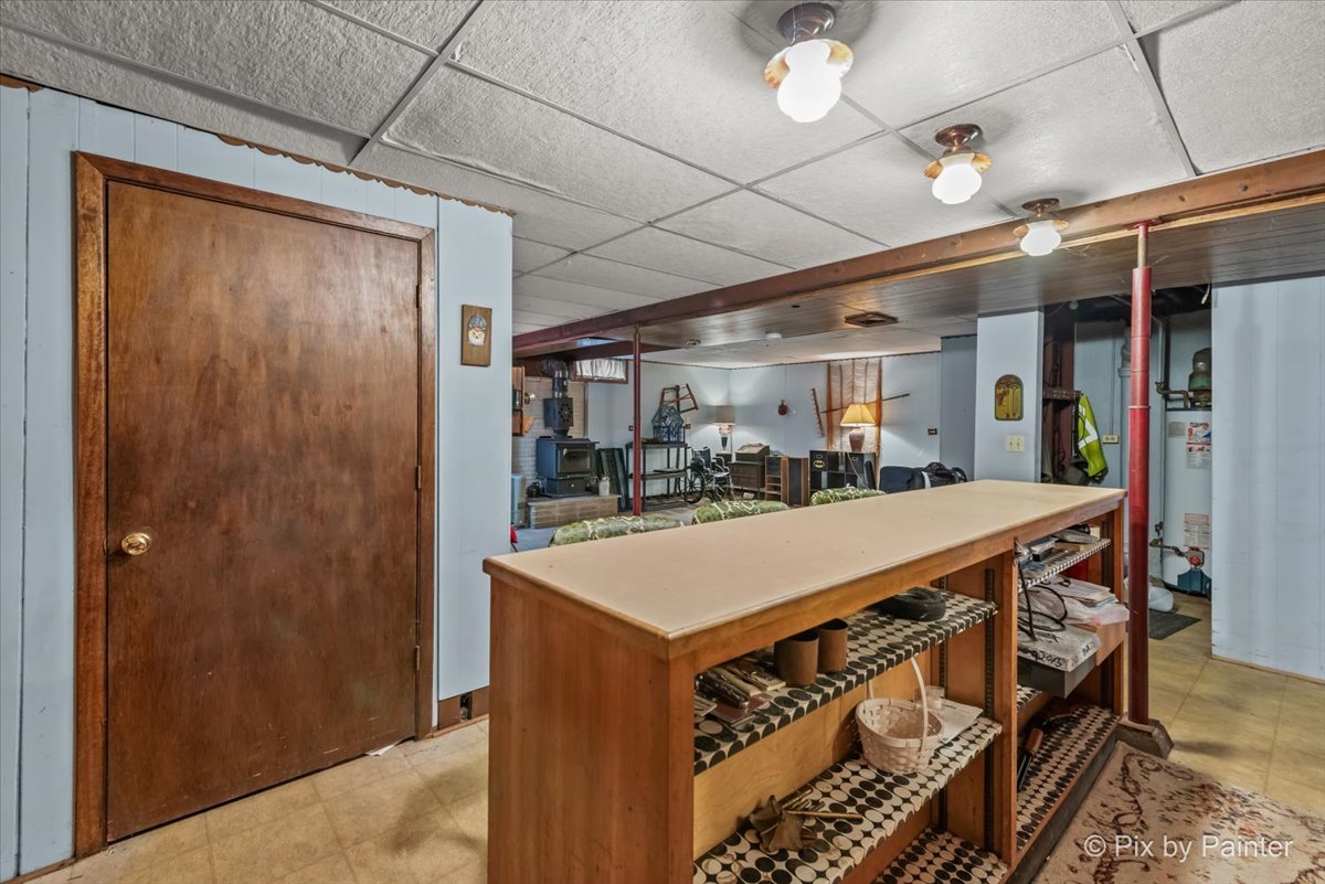 612-3 Three Oaks Road Cary, IL 60013 - Photo 27 of 48 a large room with pool table
