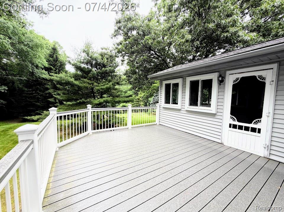 10928 Sunny Ridge Court Pinckney, MI 48169 - Photo 23 of 40 IMG_2519.jpg