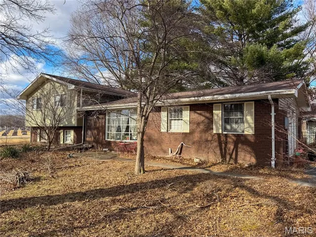 $210,000 | 109 Maple Street, Benld, IL 62009