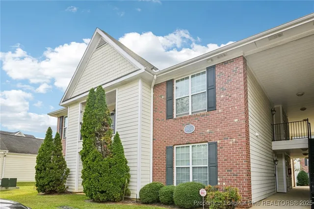 $190,000 | 1930 Harcourt Circle, Unit 101, Fayetteville, NC 28304