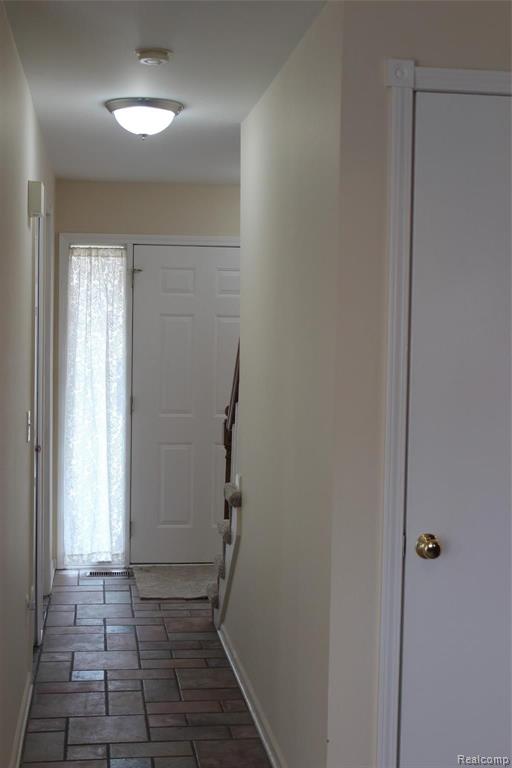 46409 Aarons Way Canton, MI 48188 - Photo 25 of 53