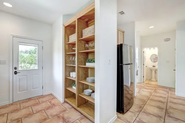 $450,000 | 195 Live Oak, Liberty Hill, TX 78642