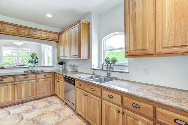 $450,000 | 195 Live Oak, Liberty Hill, TX 78642