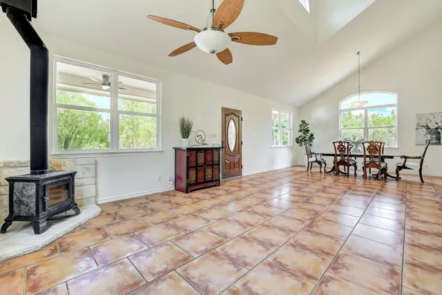 $450,000 | 195 Live Oak, Liberty Hill, TX 78642