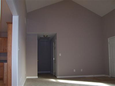 621 Bohicket Road Wilmore, KY 40390 - Photo 11 of 30 Hallway to Master